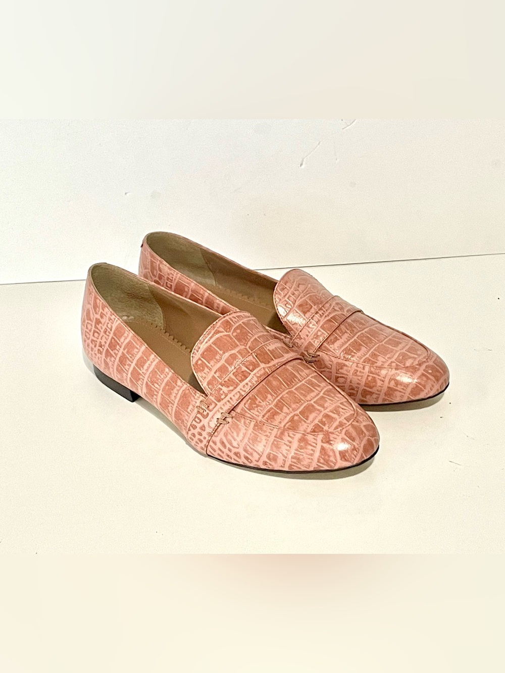 Anthropologie Nell Flats Pink embossed leather upper size 10 M